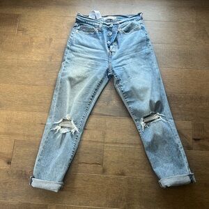 Wedgie Straight Levi’s